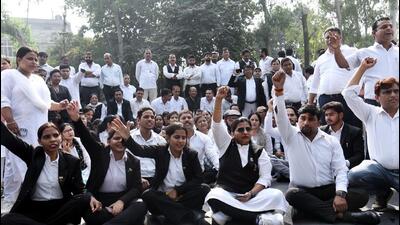 The lawyers said on Tuesday that their protests will continue until their demands are met and they also burnt an effigy of the judge. Ever since the incident on October 29, lawyers have been abstaining from work (Sakib Ali/HT Photo)