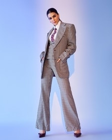 Like Kriti Sanon, don a layered blazer look perfect for boardroom meetings (Photo: Instagram) Like Kriti Sanon, don a layered blazer look perfect for boardroom meetings (Photo: Instagram)