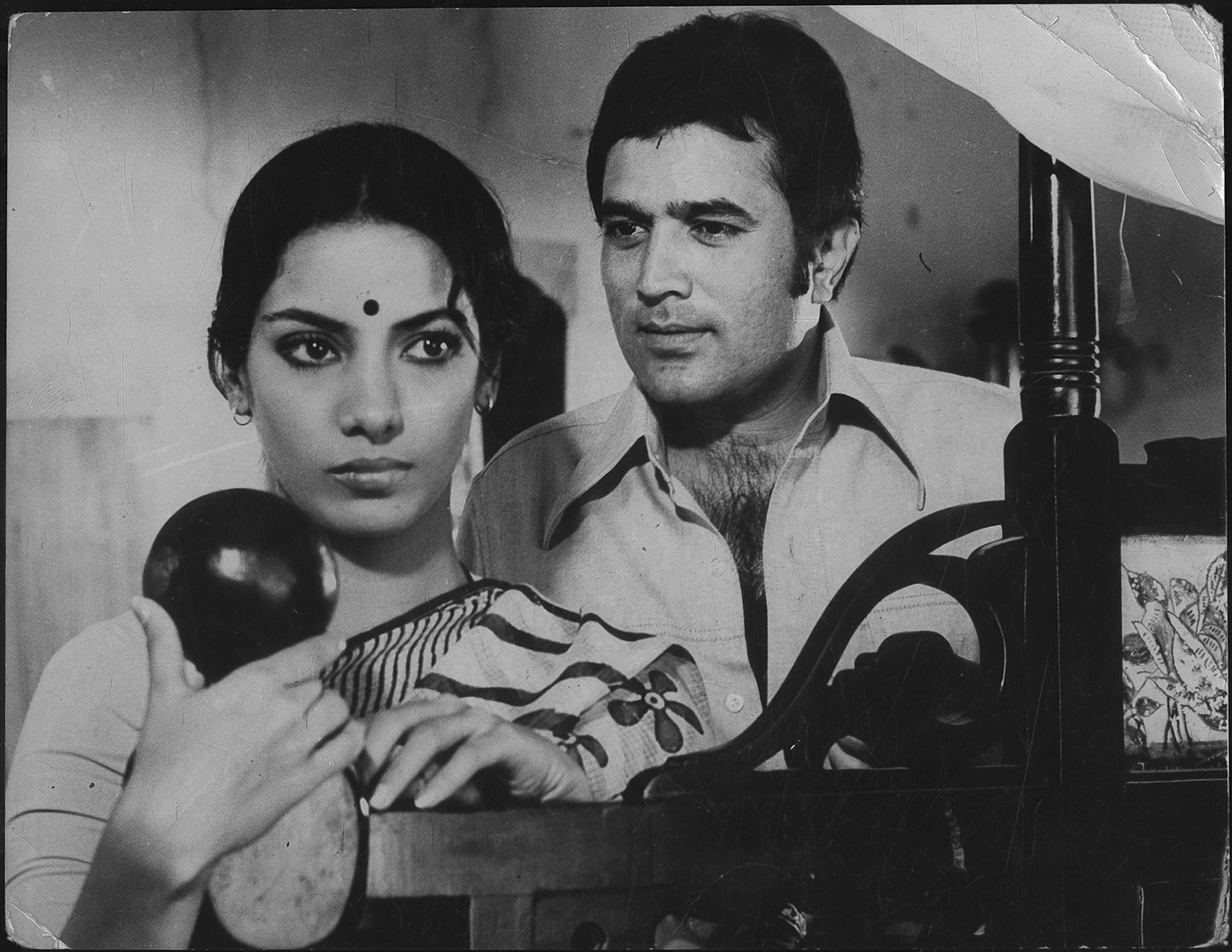 Rajesh Khanna and Shabana Azmi in Thodisi Bewafai. (HT Photo) Rajesh Khanna and Shabana Azmi in Thodisi Bewafai. (HT Photo)