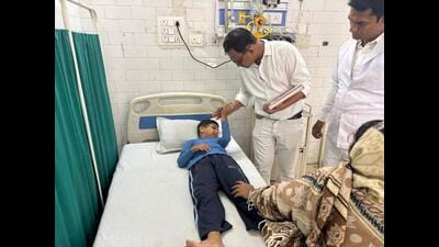 A child being treated at the Divisional Hospital of Lucknow, Northern Railway, on Wednesday (Sourced) A child being treated at the Divisional Hospital of Lucknow, Northern Railway, on Wednesday (Sourced)