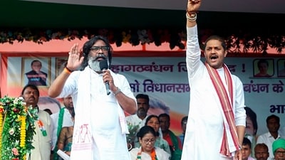 Jharkhand CM Hemant Soren addressed the public ahead of the first day of polling (Somnath Sen ) Jharkhand CM Hemant Soren addressed the public ahead of the first day of polling (Somnath Sen )