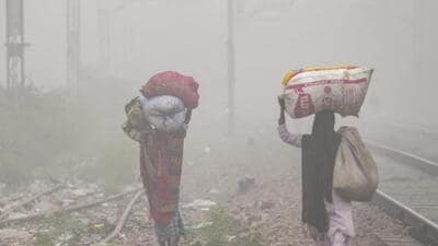 The weather department has forecast shallow fog for the day. (PTI photo) The weather department has forecast shallow fog for the day. (PTI photo)
