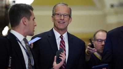 U.S. Senator John Thune (R-SD) walks on Capitol Hill on the day U.S. Senate Republicans meet to vote on leadership positions, including Senate Majority (Republican) Leader, for the 119th Congress in Washington, U.S., November 13, 2024. (REUTERS / Leah Millis)