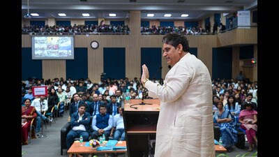 Uttar Pradesh IT minister Sunil Kumar Sharma addressing the media and students at the launch of the Noida edition of India Startup Festival at Amity University in Sector 126, Noida, on Wednesday. (Sunil Ghosh/HT Photo) Uttar Pradesh IT minister Sunil Kumar Sharma addressing the media and students at the launch of the Noida edition of India Startup Festival at Amity University in Sector 126, Noida, on Wednesday. (Sunil Ghosh/HT Photo)