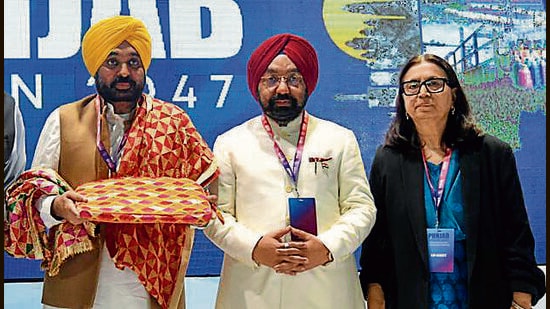 Punjab CM Bhagwant Mann, Rajya Sabha MP Vikramjit Singh Sahney and PU V-C Renu Vig at the Punjab Vision 2047 conclave on Wednesday. (Ravi Kumar/HT)