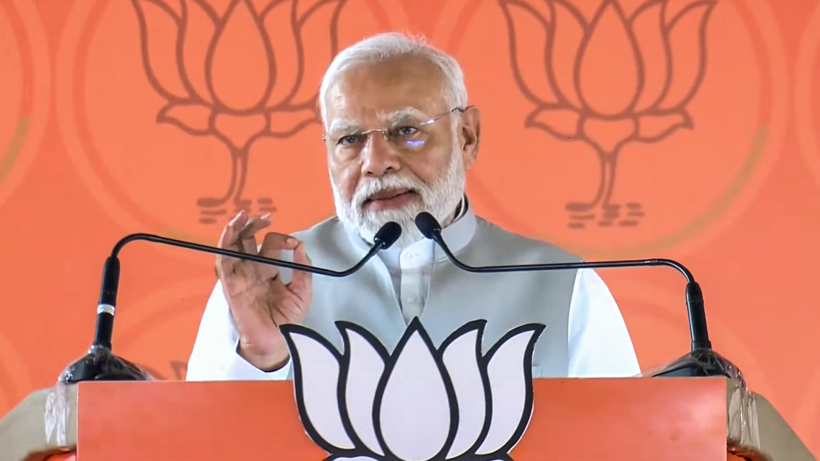 PM Narendra Modi attacks opposition: 'Those who see messiah in Sambhaji ...
