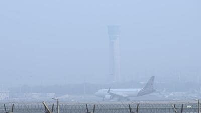 A view of the Terminal 3 during hazy conditions. (Vipin Kumar/HT Photo)