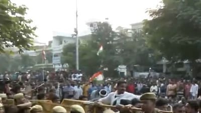 Students decided to continue their protest against UPPSC (ANI) Students decided to continue their protest against UPPSC (ANI)