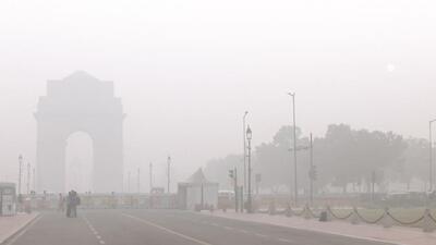 The Capital recorded a 24-hour AQI of 424 at 4pm, worse than the reading of 418 at the same time on Wednesday, showed data from the Central Pollution Control Board. (ANI) The Capital recorded a 24-hour AQI of 424 at 4pm, worse than the reading of 418 at the same time on Wednesday, showed data from the Central Pollution Control Board. (ANI)