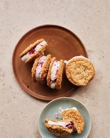 Ice cream sandwiches (instagram)