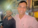 DSP reunited with a vegetable vendor who helped him in college, sharing a heartfelt moment.






