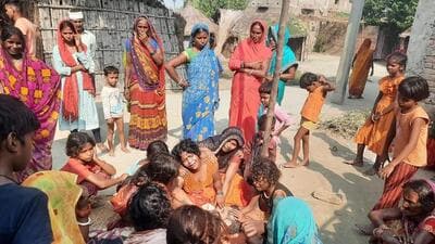 Family members mourn the death of hooch tragedy victims in Bihar’s Saran last month. (HT Photo) Family members mourn the death of hooch tragedy victims in Bihar’s Saran last month. (HT Photo)