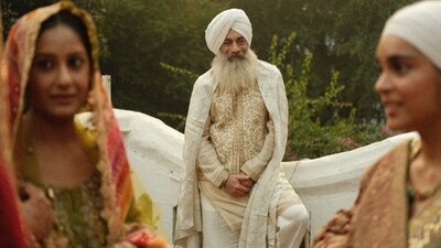 Need some more style inspo? Check out these looks and get ready to shine this Gurpurab.