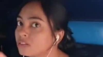 The woman, in response, used abusive language and tried throwing a punch at the other auto driver to leave. The woman, in response, used abusive language and tried throwing a punch at the other auto driver to leave.