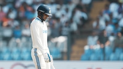 India's Shubman Gill walks off the field after losing his wicket. (PTI Photo/Kunal Patil) (PTI11_03_2024_000018A) (PTI) India's Shubman Gill walks off the field after losing his wicket. (PTI Photo/Kunal Patil) (PTI11_03_2024_000018A) (PTI)