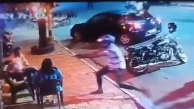 Screengrab from CCTV footage of the incident (Courtesy: x.com/Plchakraborty) Screengrab from CCTV footage of the incident (Courtesy: x.com/Plchakraborty)