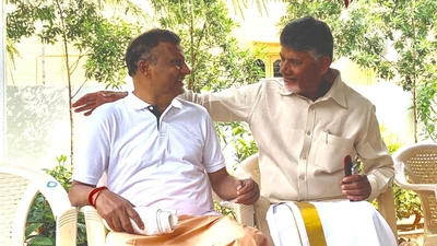 Ramamurthy (L) was admitted to the hospital after a cardiac arrest and breathed his last at 12.45 PM. (X/@ncbn)
