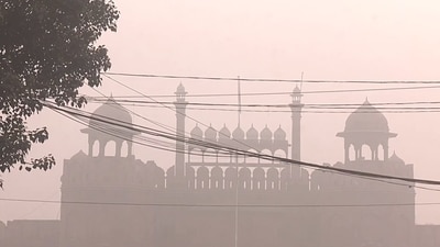 Delhi's AQI was recorded at 406. (ANI Photo) Delhi's AQI was recorded at 406. (ANI Photo)