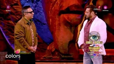 Ashneer Grover and Salman Khan on the set of Bigg Boss. (YouTube/Colors TV) Ashneer Grover and Salman Khan on the set of Bigg Boss. (YouTube/Colors TV)