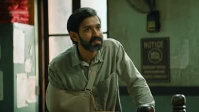 Vikrant Massey plays as a journalist who probes the truth behind 2002 Godhra train burning incident in The Sabarmati Report. Vikrant Massey plays as a journalist who probes the truth behind 2002 Godhra train burning incident in The Sabarmati Report.