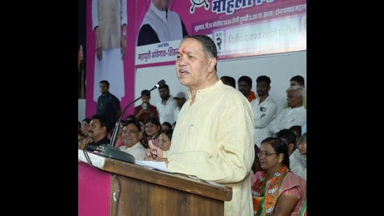 For the first time, Pawar called Walse Patil a “traitor” and urged voters to defeat him, further emphasizing that there were no family ties between the two families. (HT PHOTO)