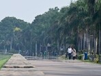 The Delhi government has implemented measures to combat the smog, but nearby regions like Chandigarh and Noida also struggle with poor air quality. (HT File) The Delhi government has implemented measures to combat the smog, but nearby regions like Chandigarh and Noida also struggle with poor air quality. (HT File)