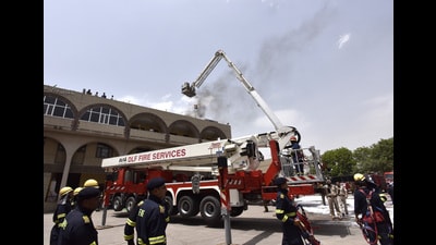 Mangesh Kumar, Lucknow’s chief fire officer (CFO), stated that notices have been issued to around 80 hospitals for failing to meet fire safety standards. (Sanjeev Verma/HT PHOTO) Mangesh Kumar, Lucknow’s chief fire officer (CFO), stated that notices have been issued to around 80 hospitals for failing to meet fire safety standards. (Sanjeev Verma/HT PHOTO)