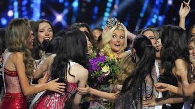The contestants swamped the winner, congratulating her for her victory. It was a moment filled with joy and admiration, as everyone celebrated her success. Over 120 women from all over the globe competed for this crown. (AP) The contestants swamped the winner, congratulating her for her victory. It was a moment filled with joy and admiration, as everyone celebrated her success. Over 120 women from all over the globe competed for this crown. (AP)