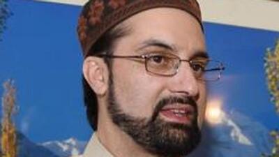 Hurriyat leader and Jamia chief priest Masjid Mirwaiz Umar Farooq (File) Hurriyat leader and Jamia chief priest Masjid Mirwaiz Umar Farooq (File)