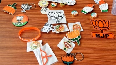 Merchandise of different political parties on display at a shop for election campaign in Maharashtra. (ANI Photo) Merchandise of different political parties on display at a shop for election campaign in Maharashtra. (ANI Photo)