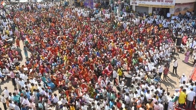 Solapur: Mahavikas Aghadi supporters during a public meeting ahead of the Maharashtra Assembly elections, in Solapur, Maharashtra, Monday, Nov. 18, 2024. (PTI Photo) (PTI11_18_2024_000155B) (PTI) Solapur: Mahavikas Aghadi supporters during a public meeting ahead of the Maharashtra Assembly elections, in Solapur, Maharashtra, Monday, Nov. 18, 2024. (PTI Photo) (PTI11_18_2024_000155B) (PTI)
