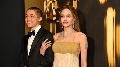Knox Jolie-Pitt and Angelina Jolie attend the 2024 Governors Awards at Dolby Theatre on November 17 in Hollywood, California. (Getty Images via AFP) Knox Jolie-Pitt and Angelina Jolie attend the 2024 Governors Awards at Dolby Theatre on November 17 in Hollywood, California. (Getty Images via AFP)