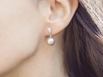 Classic pieces like pearls will take the centre stage in 2025. Classic pieces like pearls will take the centre stage in 2025.