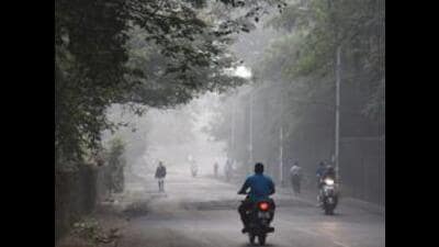 After experiencing below normal level minimum temperature of 14.6 degrees Celsius on November 13, the city then saw an increase in minimum temperature up to 20.5 degrees, which was above normal by 5.8 degrees Celsius. (HT PHOTO) After experiencing below normal level minimum temperature of 14.6 degrees Celsius on November 13, the city then saw an increase in minimum temperature up to 20.5 degrees, which was above normal by 5.8 degrees Celsius. (HT PHOTO)
