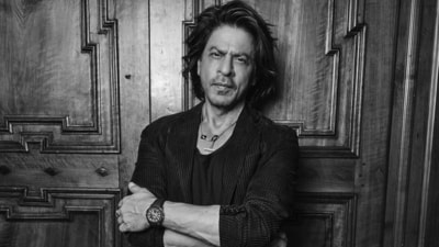 Shah Rukh Khan shared how he deals with failure in his profession. Shah Rukh Khan shared how he deals with failure in his profession.