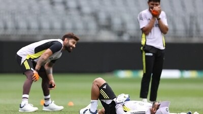 Virat Kohli and Dhruv Jurel can't stop laughing while Rishabh Pant is literally ROFL (Getty) Virat Kohli and Dhruv Jurel can't stop laughing while Rishabh Pant is literally ROFL (Getty)