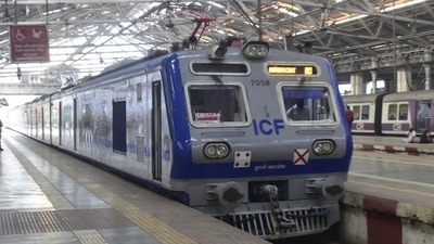 The Western Railway (WR) will introduce a new air-conditioned (AC) rake in its suburban fleet by the first week of December. Representative Image. (Photo by Anshuman Poyrekar/Hindustan Times) (Anshuman Poyrekar/HT Photo) The Western Railway (WR) will introduce a new air-conditioned (AC) rake in its suburban fleet by the first week of December. Representative Image. (Photo by Anshuman Poyrekar/Hindustan Times) (Anshuman Poyrekar/HT Photo)