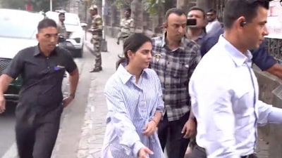 Isha Ambani arrived at the polling booth accompanied by heavy security. (X/PTI) Isha Ambani arrived at the polling booth accompanied by heavy security. (X/PTI)