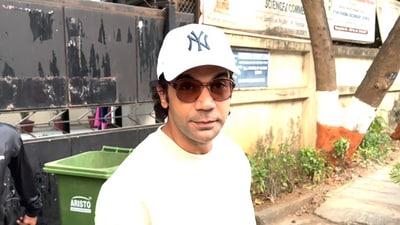 Rajkummar Rao was spotted outside a polling booth early on Wednesday. He cast his vote in the 2024 Maharashtra Assembly Elections. Rajkummar Rao was spotted outside a polling booth early on Wednesday. He cast his vote in the 2024 Maharashtra Assembly Elections.