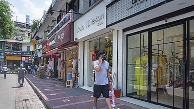 Khan Market has retained its status as a global retail hotspot, ranking as the 22nd most expensive main street internationally with an annual rent of over ₹19000 per sq ft, according to Cushman & Wakefield’s Main Streets Across the World report. (Sanchit Khanna/HT Archive) Khan Market has retained its status as a global retail hotspot, ranking as the 22nd most expensive main street internationally with an annual rent of over ₹19000 per sq ft, according to Cushman & Wakefield’s Main Streets Across the World report. (Sanchit Khanna/HT Archive)