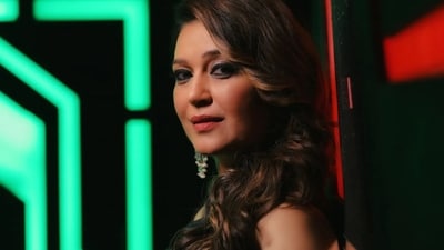 Niki Aneja Wahlia debuted in 1994 with Mr Azaad starring Anil Kapoor. Niki Aneja Wahlia debuted in 1994 with Mr Azaad starring Anil Kapoor.