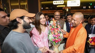 Uttar Pradesh chief minister Yogi Adityanath with Bollywood actors Vikrant Massey and Raashii Khanna at a cinema hall to watch the film 'The Sabarmati Report', in Lucknow, Thursday, Nov. 21, 2024. (PTI) Uttar Pradesh chief minister Yogi Adityanath with Bollywood actors Vikrant Massey and Raashii Khanna at a cinema hall to watch the film 'The Sabarmati Report', in Lucknow, Thursday, Nov. 21, 2024. (PTI)