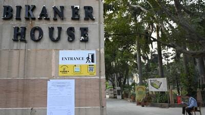 The court notice on the wall of Bikaner House in New Delhi on Thursday. (Arvind Yadav/HT Photo) The court notice on the wall of Bikaner House in New Delhi on Thursday. (Arvind Yadav/HT Photo)