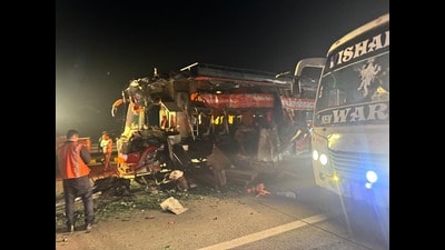 The ill-fated bus at the accident site on the Yamuna Expressway on Thursday (HT Photo)