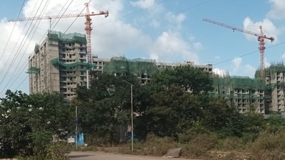 MahaRERA update: Lodha Group, K Raheja Corp, Puranik, Lokhandwala Infrastructure are among real estate developers who have applied for deregistration of as many as 19 projects across cities in Maharashtra. (Picture for representational purposes only) (Mehul R Thakkar/HT)