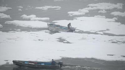 A polluted Yamuna. (Sunil Ghosh/HT Photo) A polluted Yamuna. (Sunil Ghosh/HT Photo)