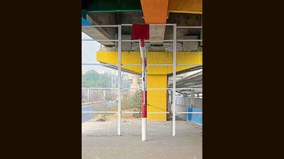 The basketball court built under the flyover near Pakhowal road sans the hoop. (Manish/HT) The basketball court built under the flyover near Pakhowal road sans the hoop. (Manish/HT)
