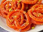 A plate of piping hot jalebis