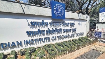Mumbai, India - February 20, 2023: Posse of policemen deployed outside IIT Bombay after students protest seeking justice for 18-year-old Dalit student Darshan Solanki, who died by suicide on February 12 inside IIT Bombay, in Mumbai, India, on Monday, February 20, 2023. (Praful Gangurde / HT Photo) (HT PHOTO) Mumbai, India - February 20, 2023: Posse of policemen deployed outside IIT Bombay after students protest seeking justice for 18-year-old Dalit student Darshan Solanki, who died by suicide on February 12 inside IIT Bombay, in Mumbai, India, on Monday, February 20, 2023. (Praful Gangurde / HT Photo) (HT PHOTO)