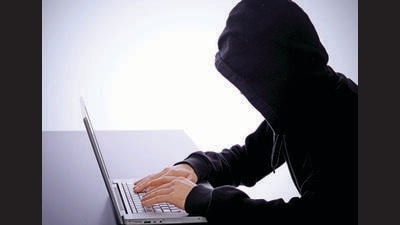 The victim made online payment to scamsters over some deal after which ₹21.88 lakh was transferred from his accounts. (Getty Images/iStockphoto) The victim made online payment to scamsters over some deal after which ₹21.88 lakh was transferred from his accounts. (Getty Images/iStockphoto)